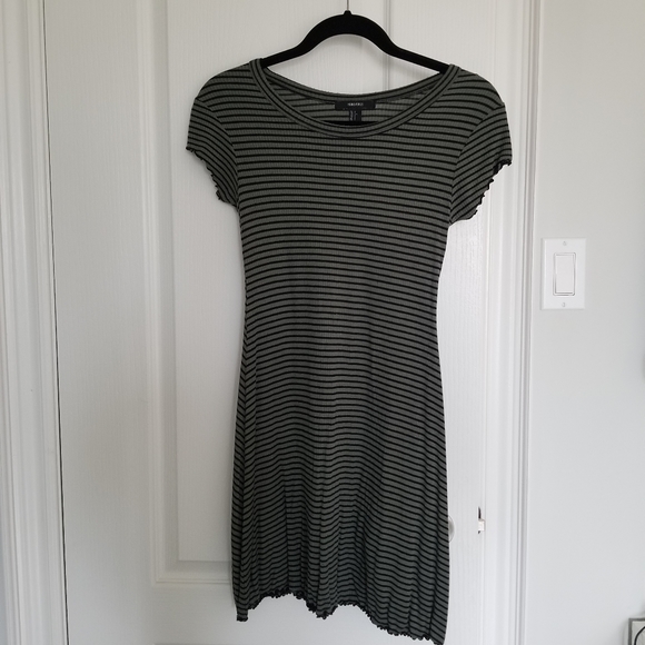 Summer dress - Picture 1 of 1